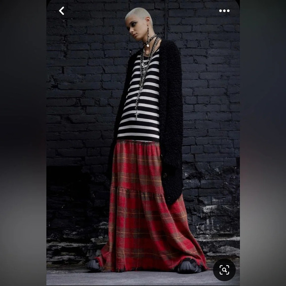 Pendleton wool red plaid flannel A Line circle skirt size 4 runs large - Picture 16 of 16